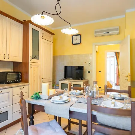 Apartamento Olivette Meraviglia A 200m Dal Mare-free Parking *
